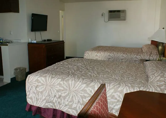 Motel Hwy Express And 2*