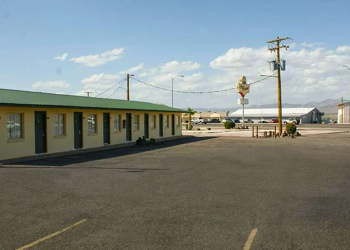Hwy Express And 2* Thatcher
